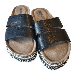 MUK LUKS Espadrille Platform Sandals